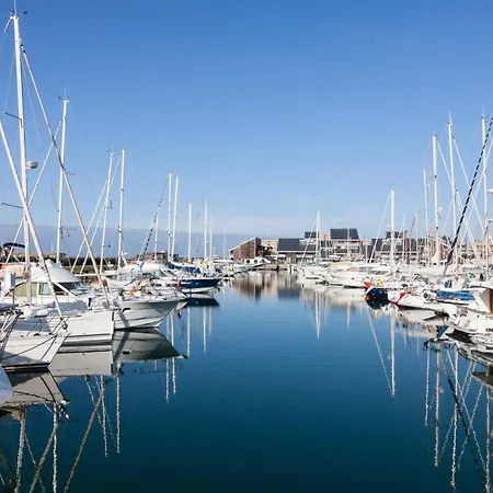Apartamento De 2 Chambres A A 500 M De La Avec Vue Sur La Terrasse Amenagee Et Wifi