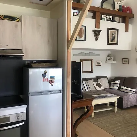 De 2 Chambres A A 500 M De La Avec Vue Sur La Terrasse Amenagee Et Wifi * Deauville