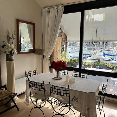 De 2 Chambres A A 500 M De La Avec Vue Sur La Terrasse Amenagee Et Wifi *